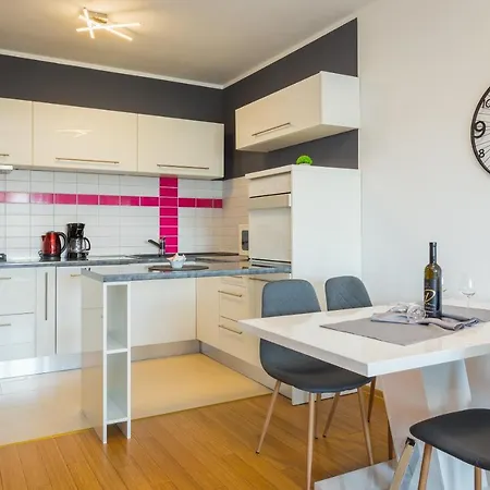 E&t **** Apartman Póla