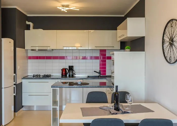 Apartman E&t **** Pula